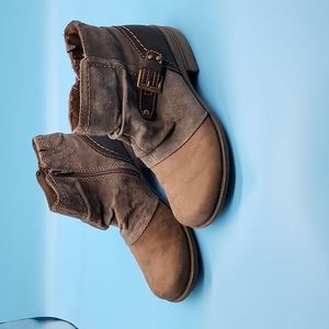 Earth Origins Pheonix Boots Size 7.5